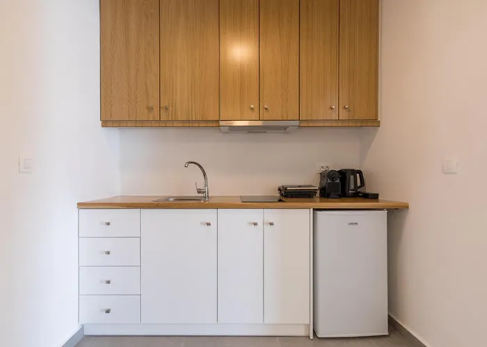 Nostos Apartments Kamari