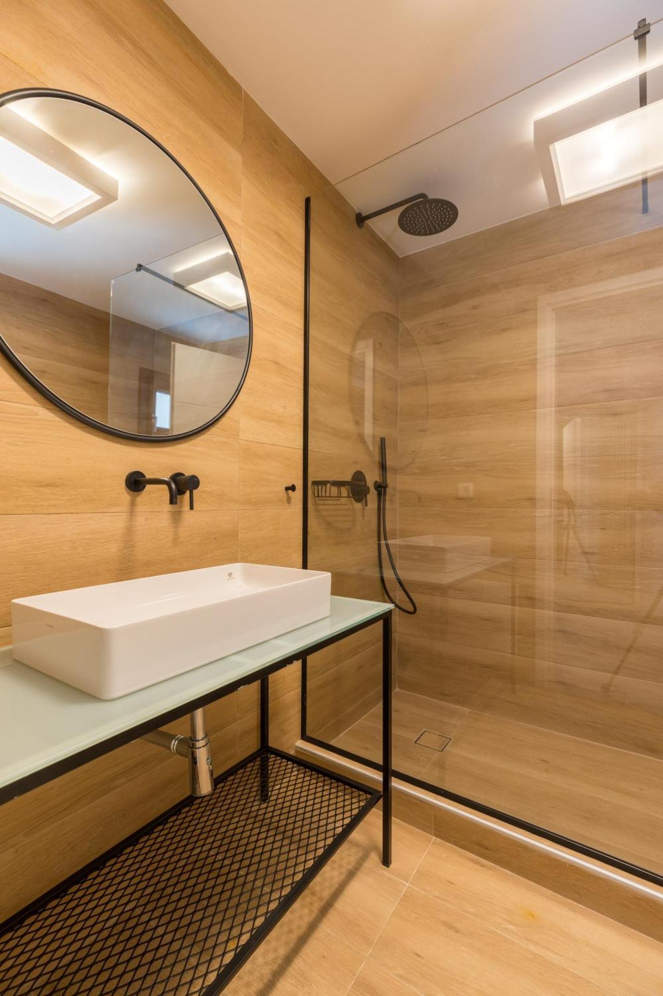 Nostos Apartment *