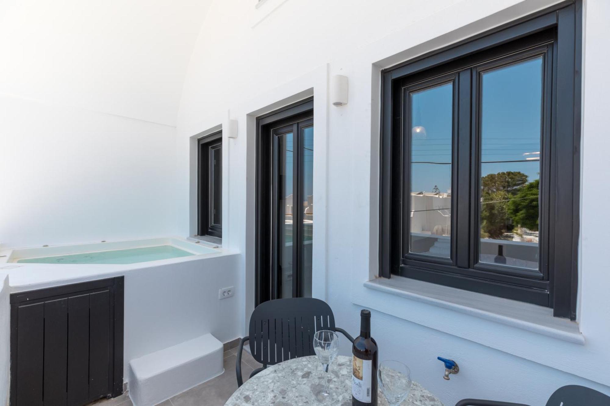 Nostos Apartment