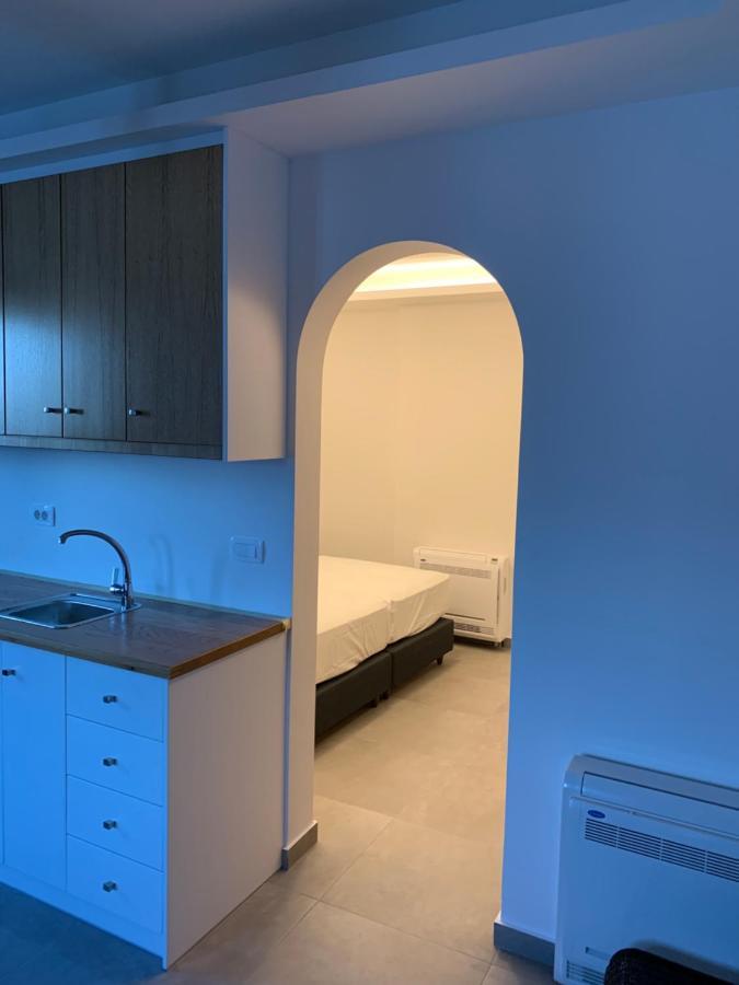 Apartment Nostos Kamari (Santorini)